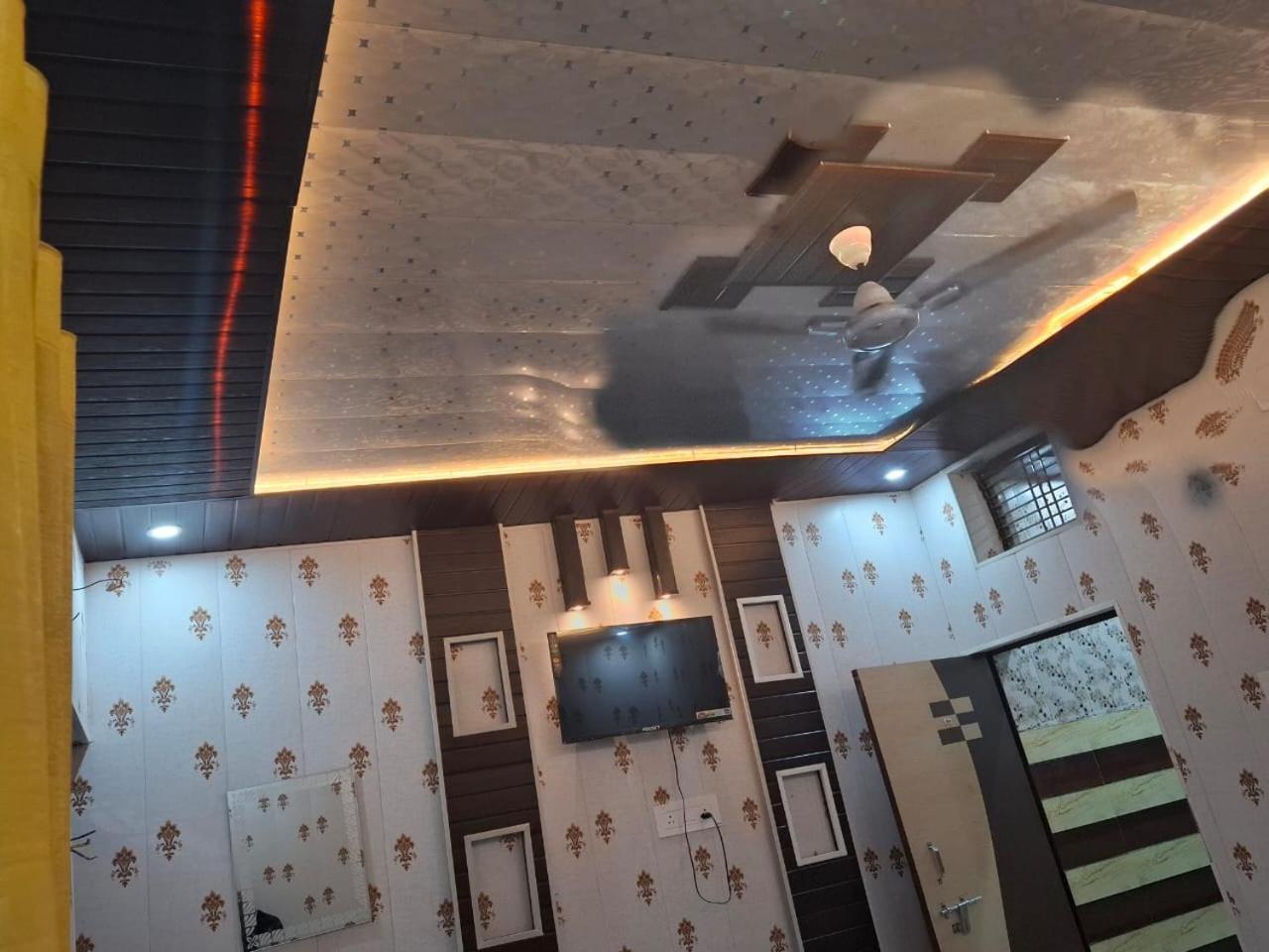 Hotel Sgh Subhadra Guest House Ayodhya المظهر الخارجي الصورة